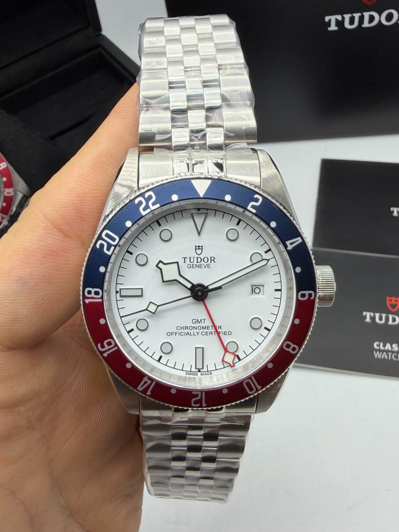 Tudor Black Bay GMT - PEPSI - Mostrador Branco - 41mm - Aço