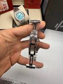 Patek Philippe Nautilus Fases da Lua 40mm, Aço, Mostrador Preto