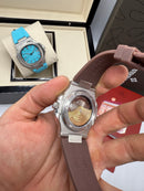 Patek Philippe Nautilus 39mm, Mostrador Marrom, Pulseira Borracha