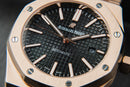 Audemars Piguet Royal Oak 41mm Rosé Mostrador Preto Bezel Rosé Pulseira Rosé