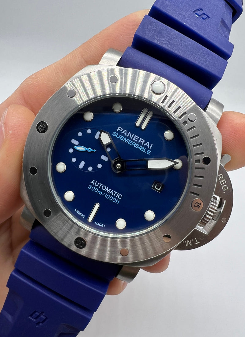 Panerai Luminor Submersible 47mm Aço Mostrador Azul