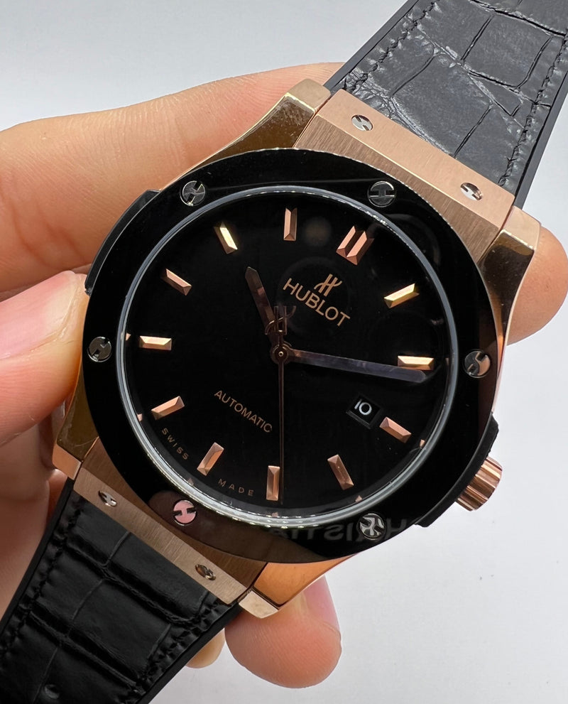 Hublot Classic Fusion 45mm Rosé Mostrador Preto Bisel Preto