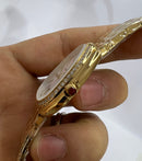 Bvlgari SERPENTI SEDUTTORI 33mm Dourado - Mostrador Pérola - Bezel Crav.