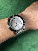 Breitling Superocean Aço 44mm Mostrador Prata Bisel Preto