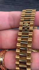 Rolex Day-Date 40mm Dourado Mostrador Dourado Luneta Canelada