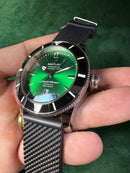 Breitling Superocean Aço 44mm Mostrador Verde Bisel Preto Pulseira Borracha