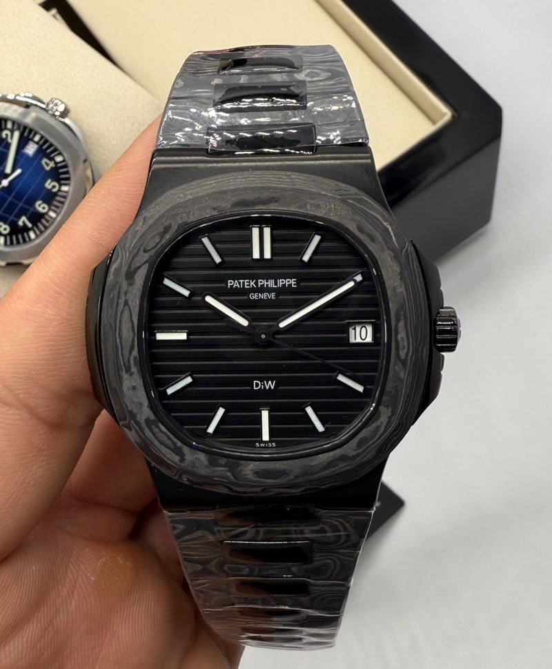 Patek Philippe Nautilus 41mm, Mostrador Preto - Todo em Carbono - CLONE
