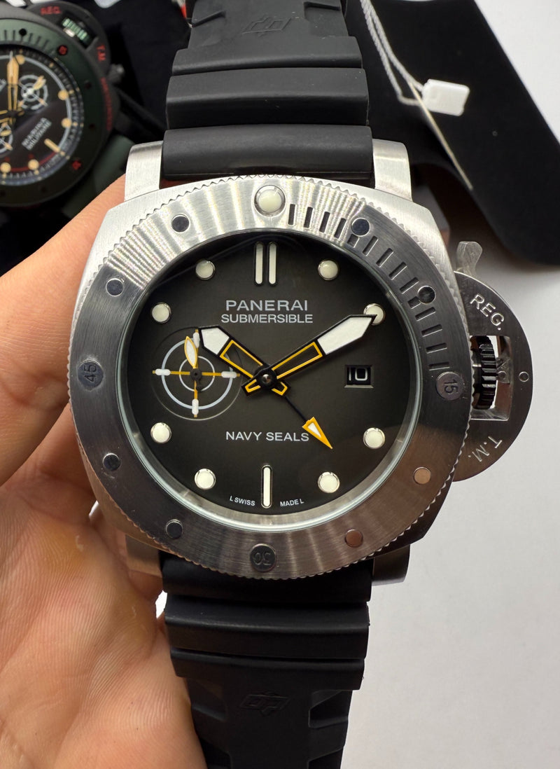 PANERAI Submersível NAVY SEALs 47mm - Pulseira Borracha