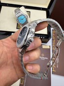Patek Philippe Nautilus 39mm, Mostrador Azul, Pulseira Aço