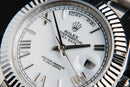 Rolex Day-Date 40mm Aço, Mostrador Branco Luneta Canelada