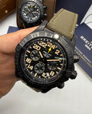 Breitling Super Avenger Aço 46mm Night Mission