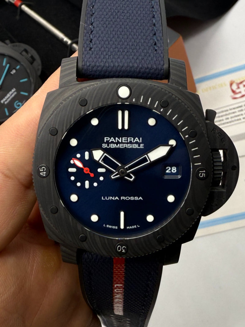 Panerai Submersível Luna Rossa Carbotech 44mm - CLONE