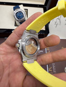 Patek Philippe Nautilus 39mm, Mostrador Amarelo, Pulseira Borracha