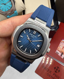 Patek Philippe Nautilus 39mm, Mostrador Azul, Pulseira Borracha