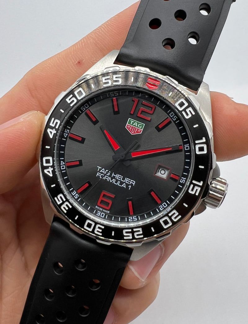 Tag Heuer F1 43mm Aço Mostrador Cinza Luneta Preta