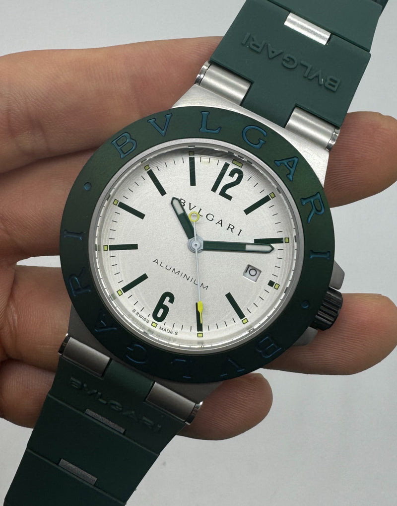 Bvlgari Alumium 40mm - Mostrador Cinza Aluminio Pulseira Borracha Verde