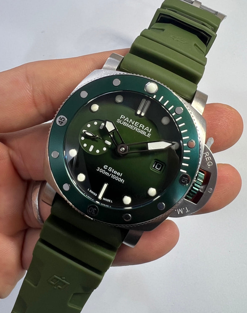 Panerai Luminor Submersible 44mm Aço Mostrador Verde