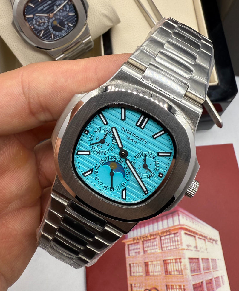 Patek Philippe Nautilus Fases da Lua 39mm, Aço, Mostrador TIFFANY