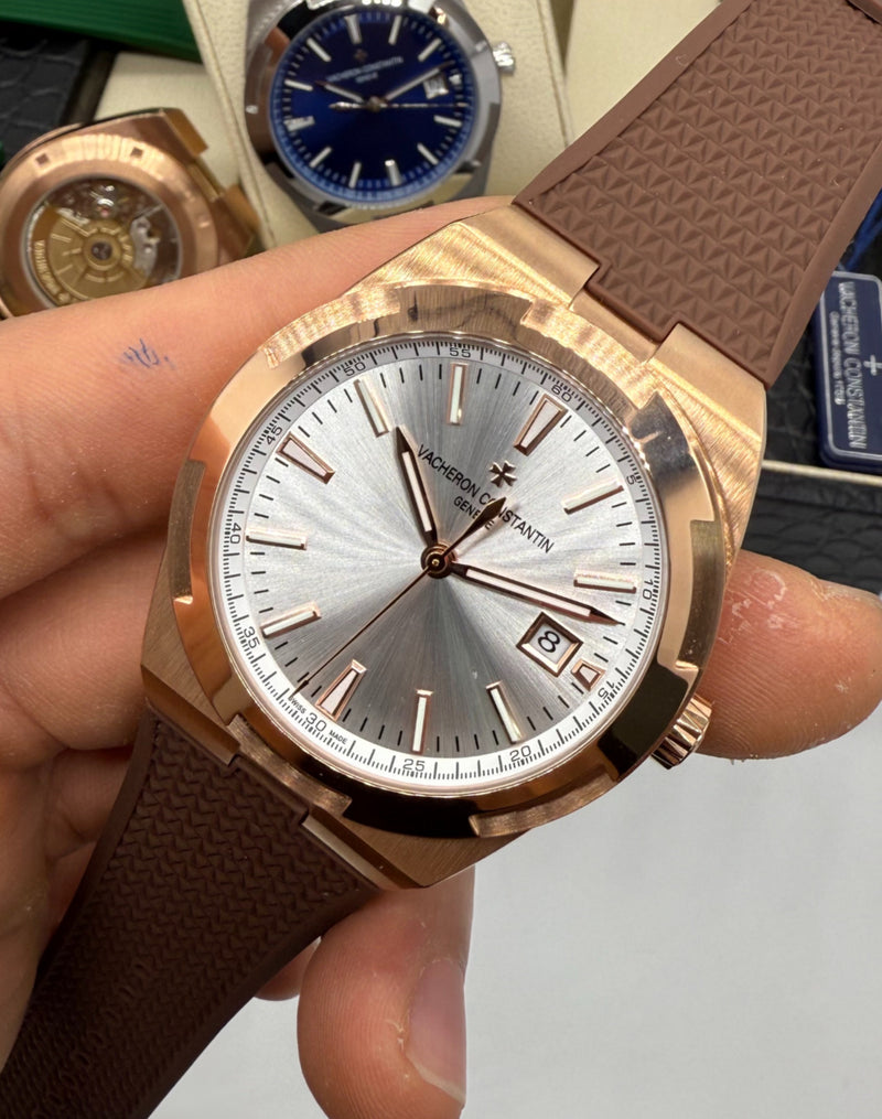Vacheron Constantin Overseas Aço/Rose 40mm, Mostrador Prata