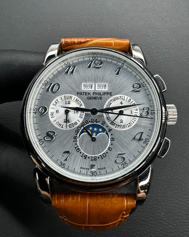 Patek Phillippe Fases da Lua 42mm Aço Mostrador Prata, Pulseira Couro
