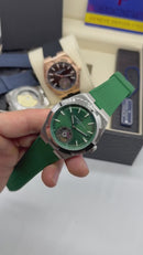 Vacheron Constantin Overseas Turbilhão Aço 40mm, Mostrador Verde