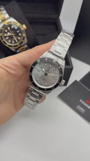 Tudor Black Bay 43mm Aço - Mostrador Prata