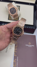 Patek Philippe Nautilus 39mm, Aço/Rose, Mostrador Preto