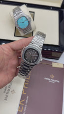 Patek Philippe Nautilus 39mm, Mostrador Marrom, Pulseira Aço