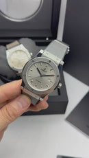 Hublot Classic Fusion 45mm Aço, Mostrador Cinza - Pulseira Borracha com Nylon