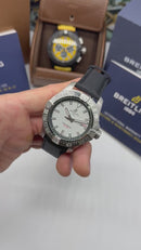 Breitling Avenger Aço 44mm Night Mission