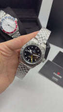 Tudor Black Bay Pro GMT 39mm - Aço - Mostrador Preto