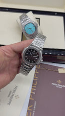 Patek Philippe Nautilus 39mm, Mostrador Preto, Pulseira Aço