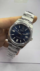 Rolex Oyster Perpetual Oystersteel 41mm, Mostrador Azul - CLONE
