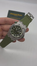 Audemars Piguet Offshore Royal Oak Diver 42mm, Mostrador Verde
