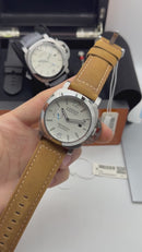Panerai Luminor Marina 44 mm Aço Mostrador Branco - Pulseira Couro