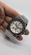 Audemars Piguet RoyalOak 41mm Aço Mostrador Branco Bezel Aço Puls. Aço